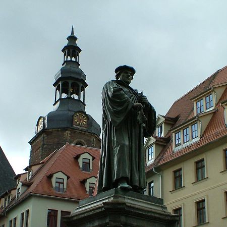 Hotel Garni Pension Zur Lutherstadt Лютерштадт-Айслебен Экстерьер фото