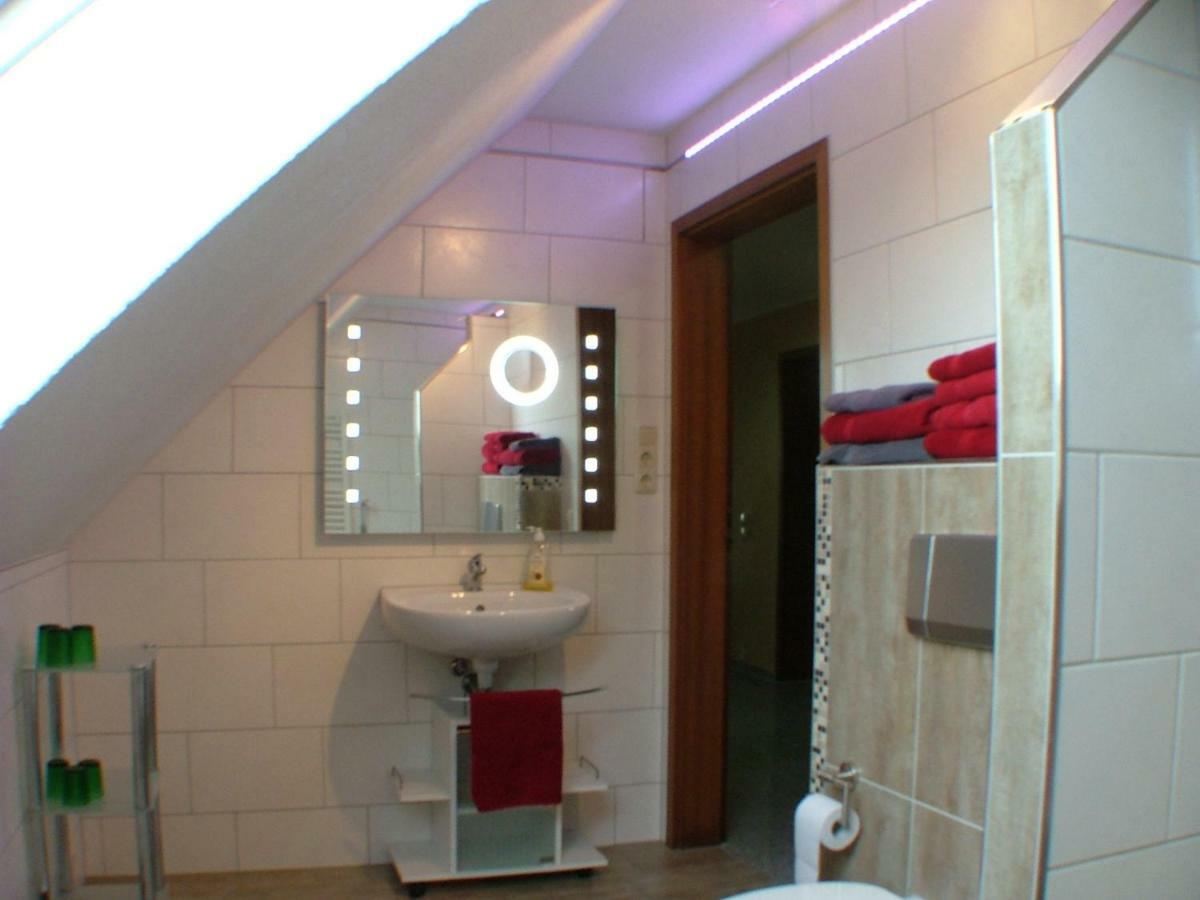 Hotel Garni Pension Zur Lutherstadt Лютерштадт-Айслебен Экстерьер фото